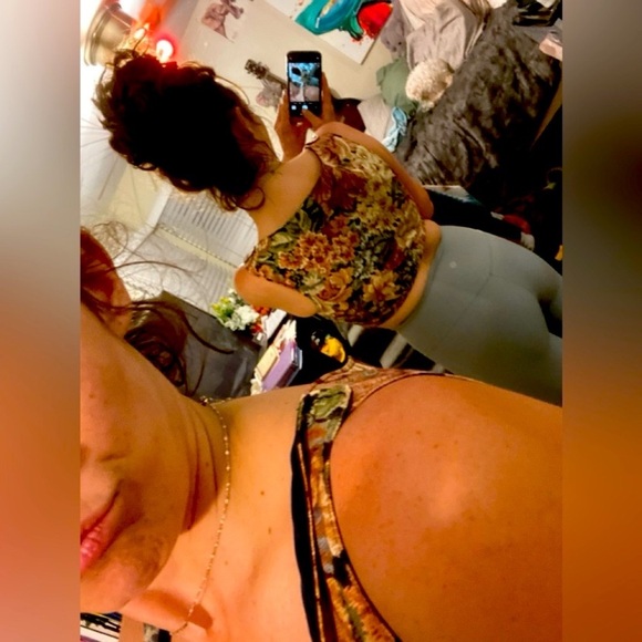 Floral Lace-Up Top - Picture 5 of 11